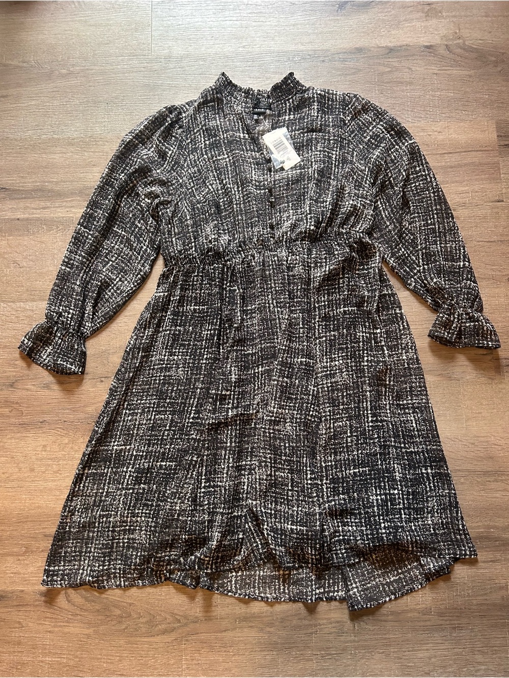 Torrid Dress Womens 00 / M/L Black & White Plaid Mini Mock Neck Ruffle Hem - Picture 2 of 12